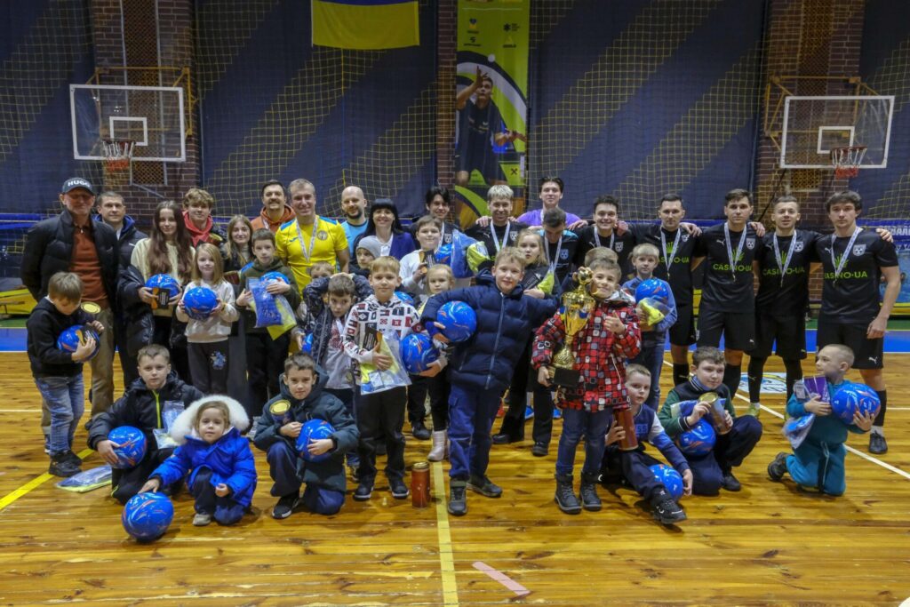 У Києві на підтримку дітей переселенців і дітей Героїв України відбувся щорічний «Зимовий благодійний Кубок»
